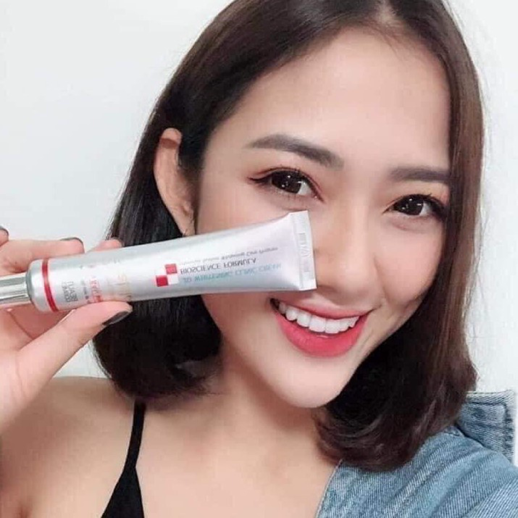 KEM LAM MO THAM NAM VA TAN NHANG MELASMA-X 3D WHITENING CLINIC CREAM 35ML HANG CHINH HANG